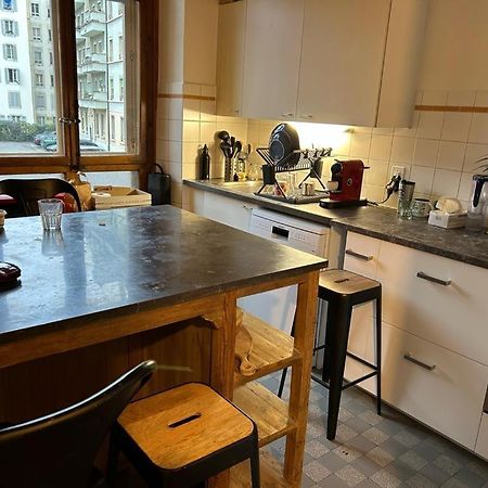 Double Bedroom & Kitchen - Perle Du Lac, Genève Extérieur photo